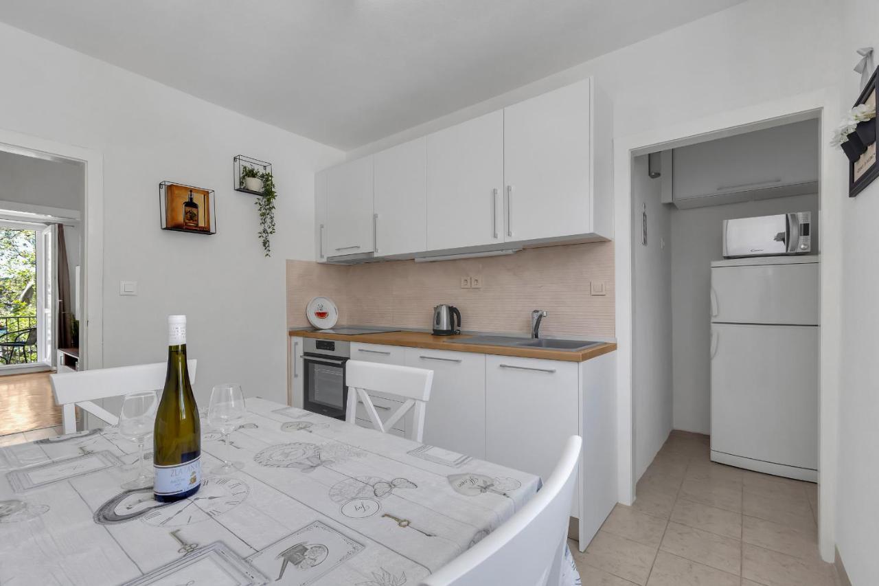 Apartment Riva Makarska Esterno foto