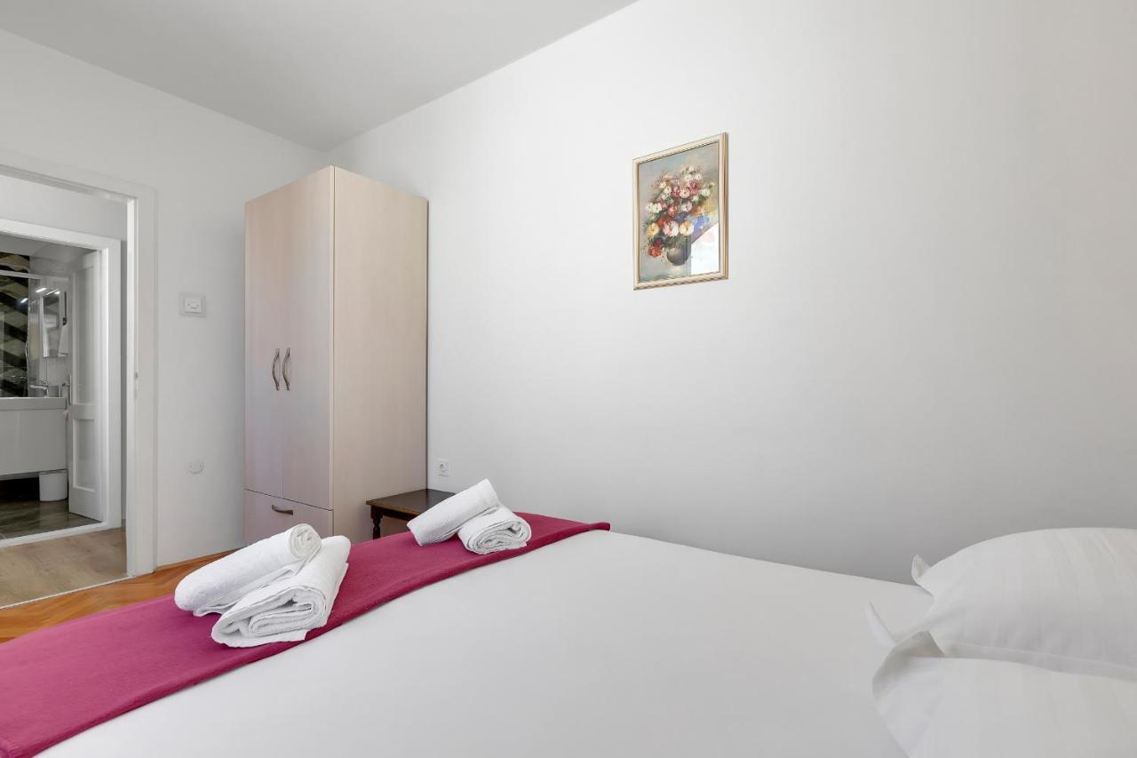 Apartment Riva Makarska Esterno foto